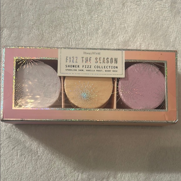 Champagne, Ivory, Lavender Highlighter Trio - Picture 4 of 4